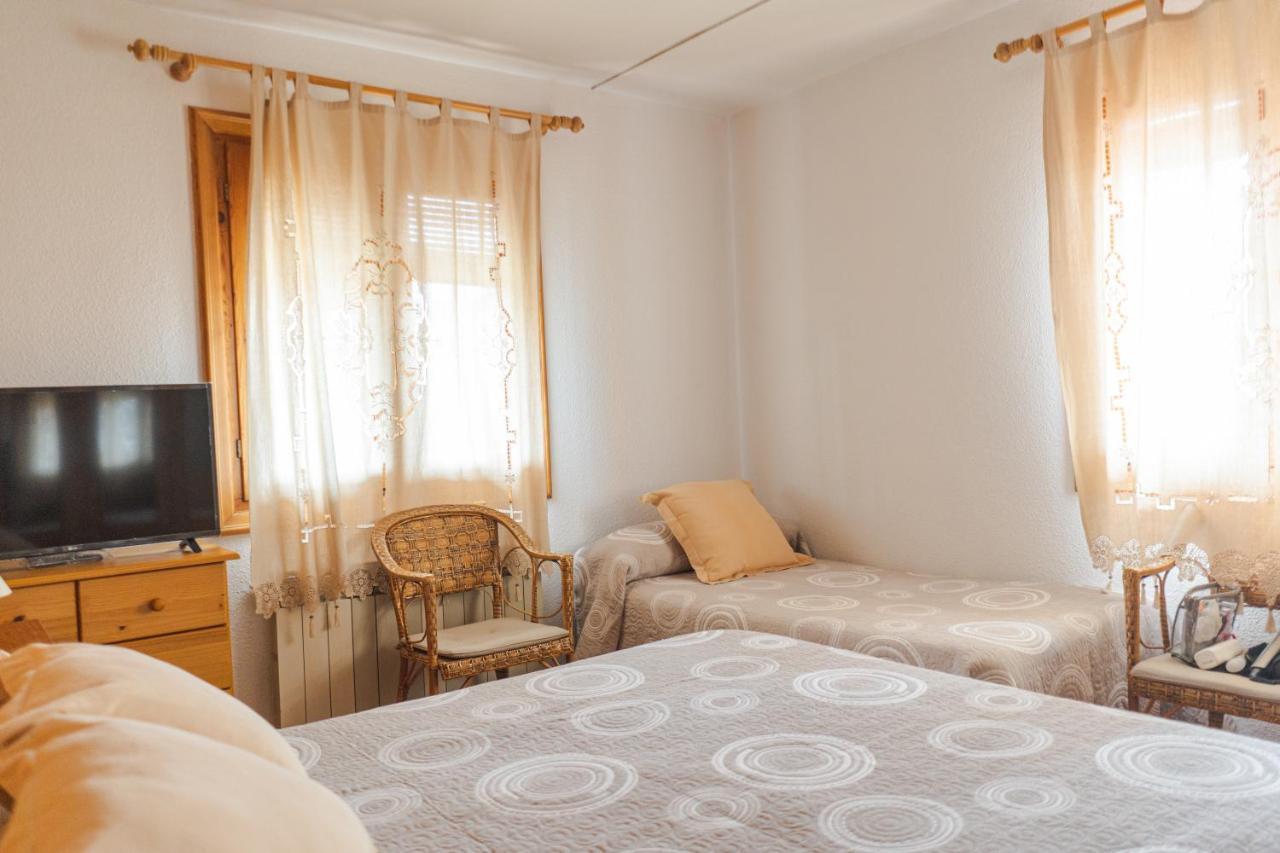 Casa Rural Castellanos Huelamos Zewnętrze zdjęcie